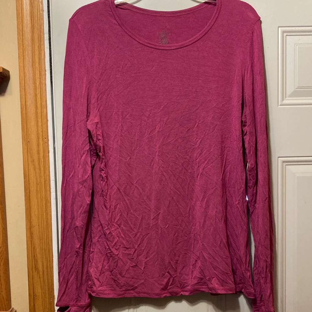 Cuddl Duds Long-Sleeve Crewneck Pajama Top in Magenta L